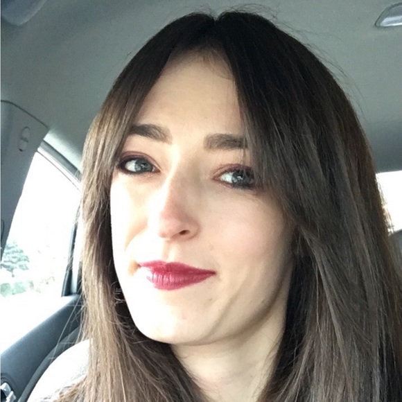 Meet your Posher, Abby - Picture 2 of 11